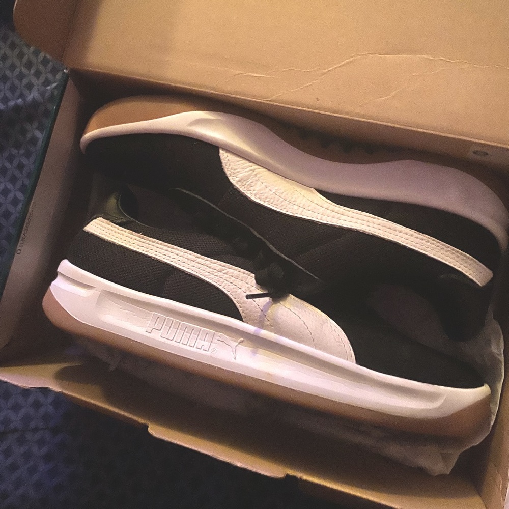 Black Puma Low